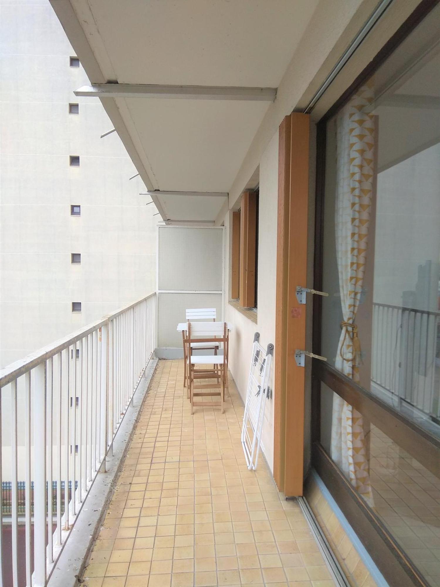 Budget Apart With Balcony And Great View Saint-Denis  Extérieur photo